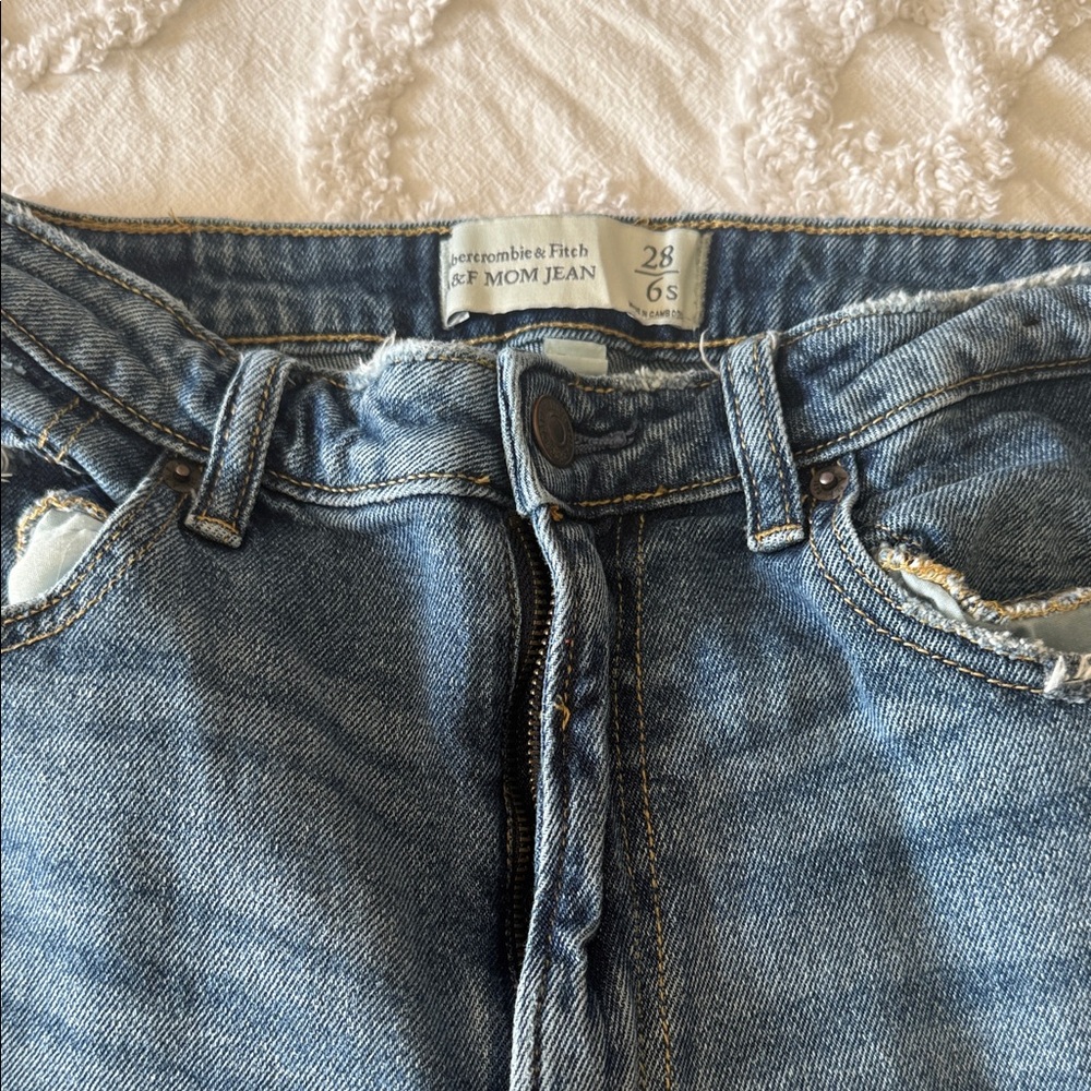 Abercrombie & Fitch Classic Blue Denim Jeans